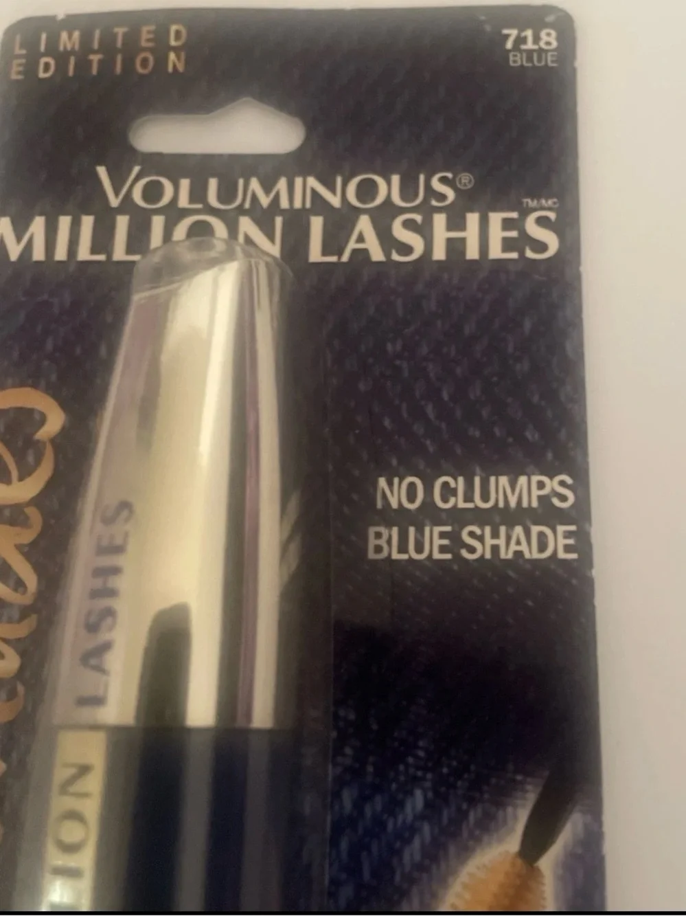 LOREAL Voluminous MILLION LASHES MASCARA Denim Shades - 718 Blue - New in Box